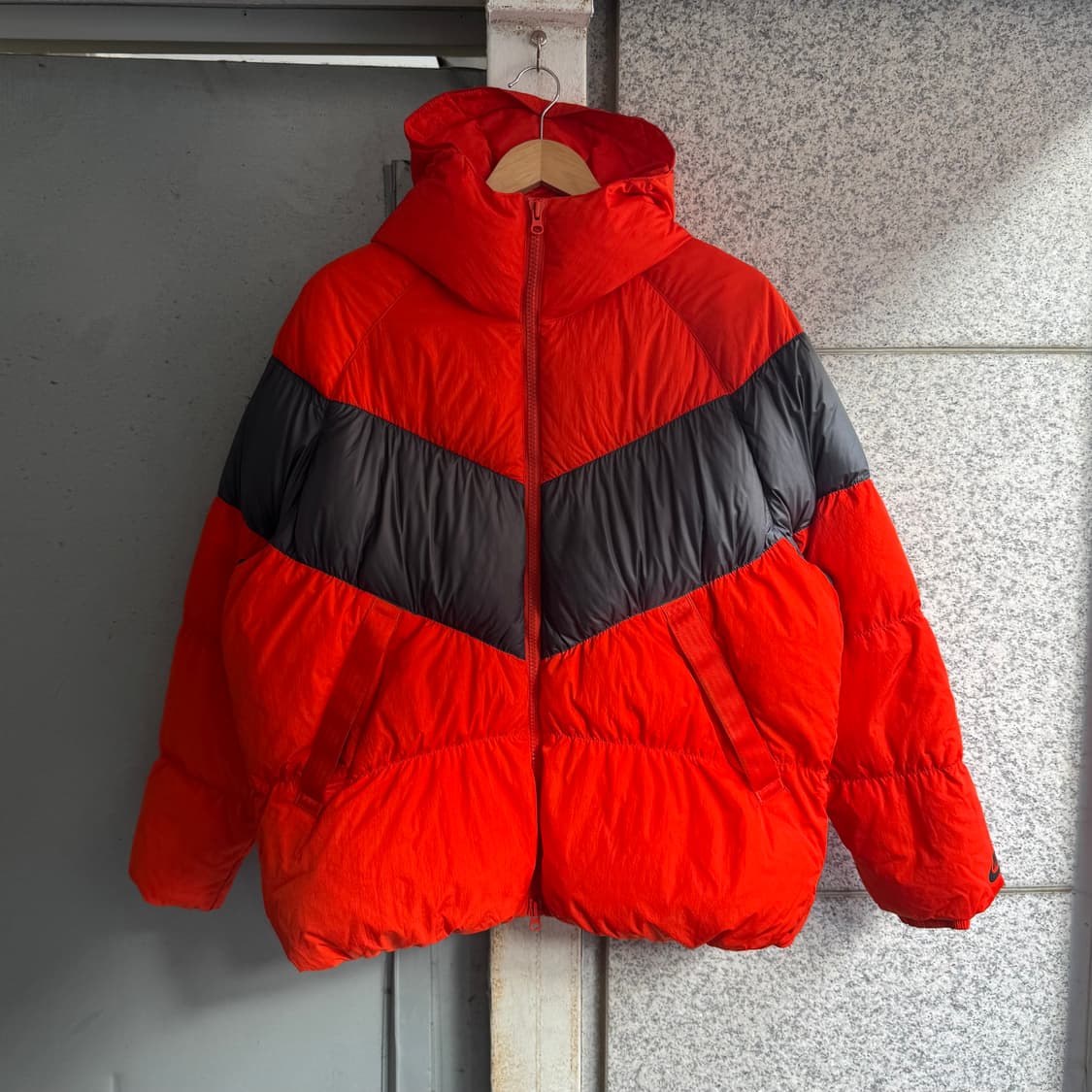 나이키 배색 라인 나일론 패딩 상품이미지2