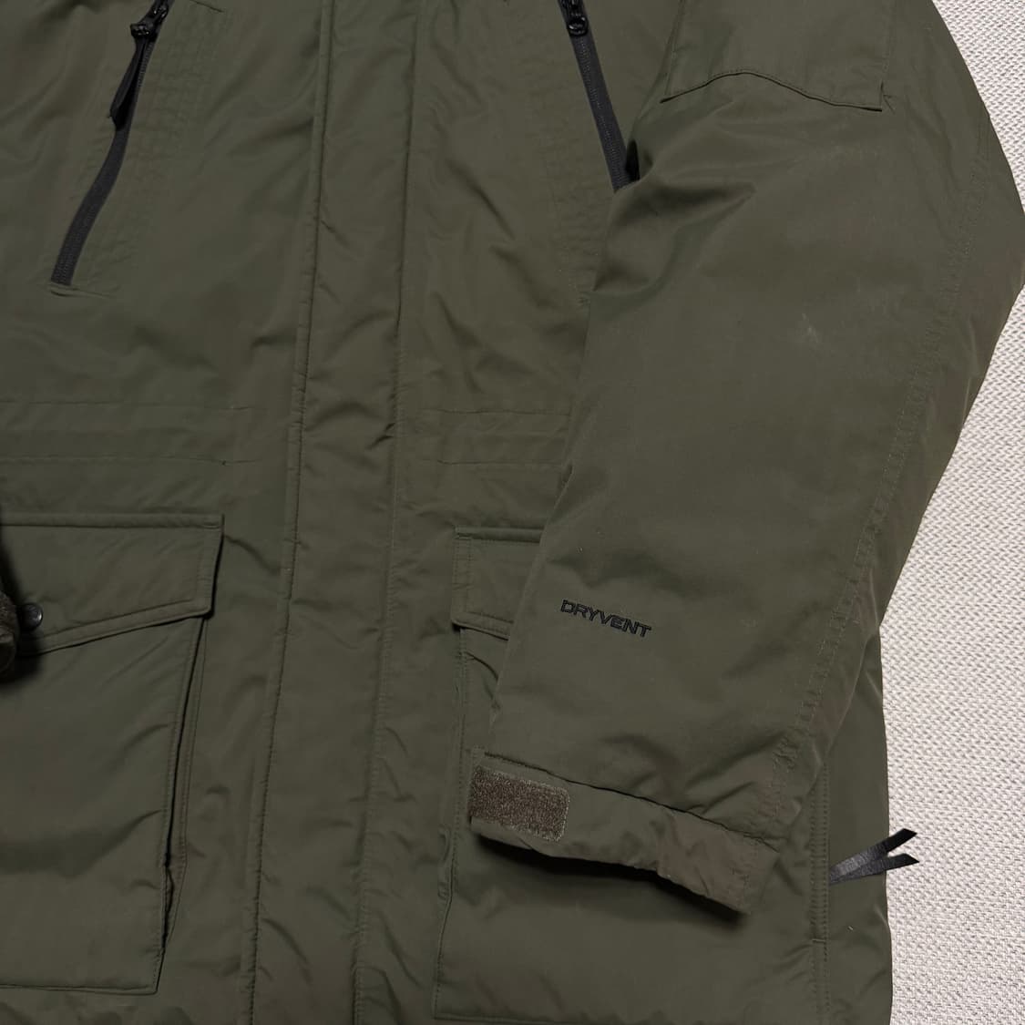 노스페이스 드라이벤트 카키 다운 패딩 자켓 상품이미지3