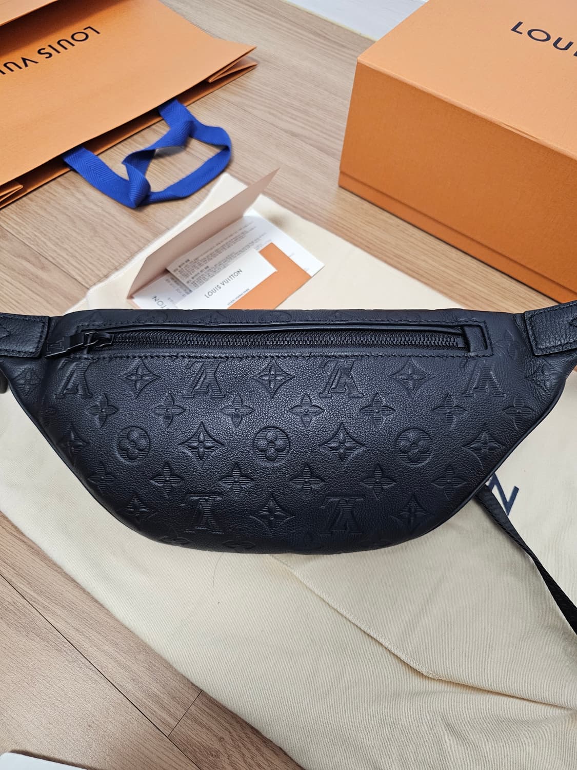 루이비통 올레더 디스커버리 범백 크로스백 신형 상품이미지5