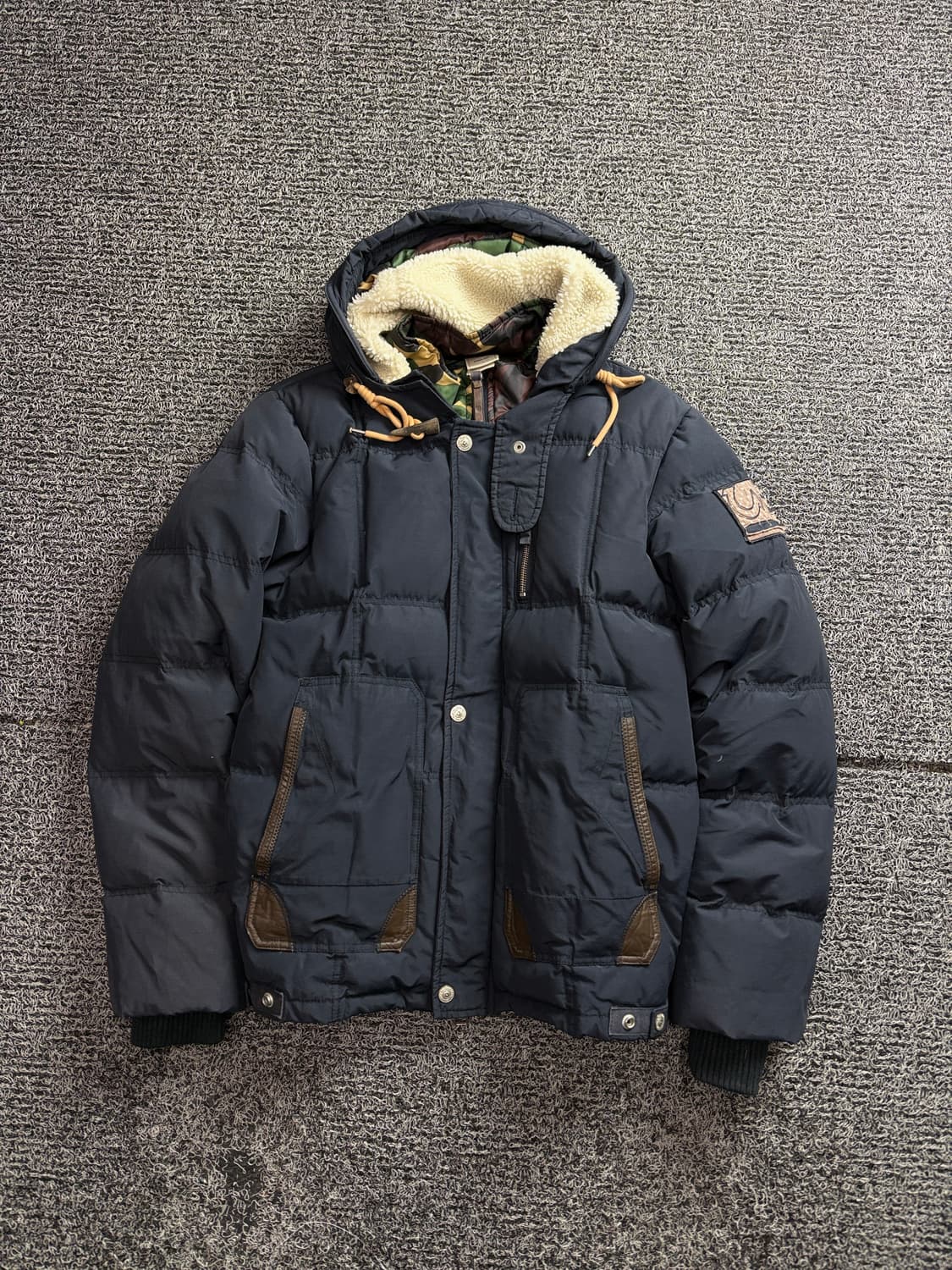 트루릴리젼 사이드로고 카모플라쥬 디테일 덕다운 점퍼 2789 상품이미지2