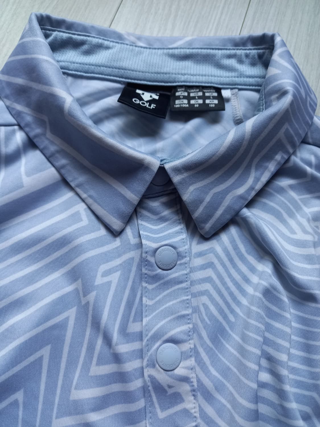 데상트 골프 기능성셔츠 105사이즈 상품이미지3