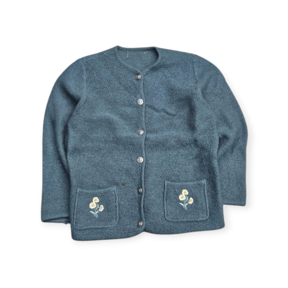 빈티지 버튼 스웨터 상품이미지1