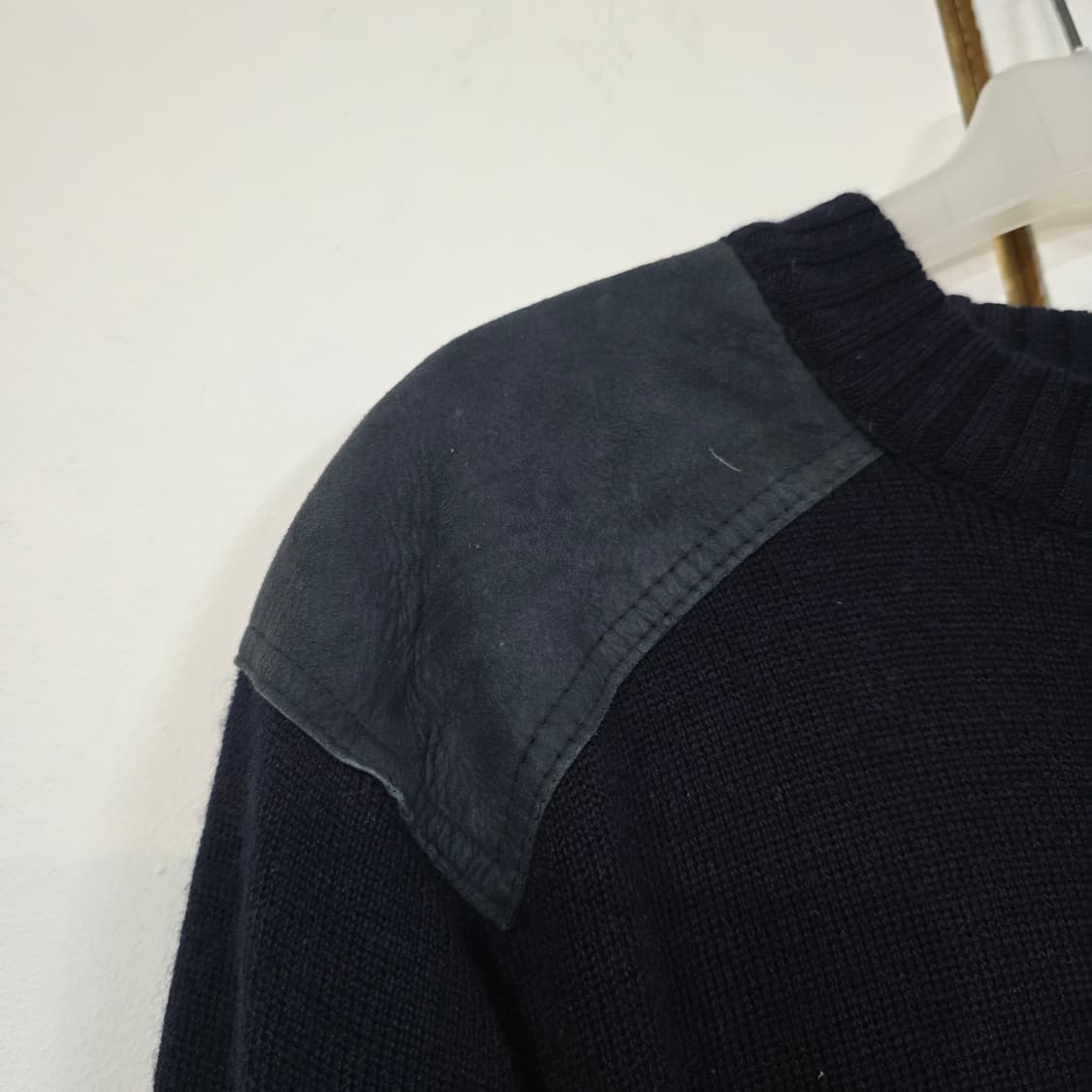 버버리 네이비 기마로고 엘보우 패치 코만도 퓨어 울 니트 L 상품이미지5