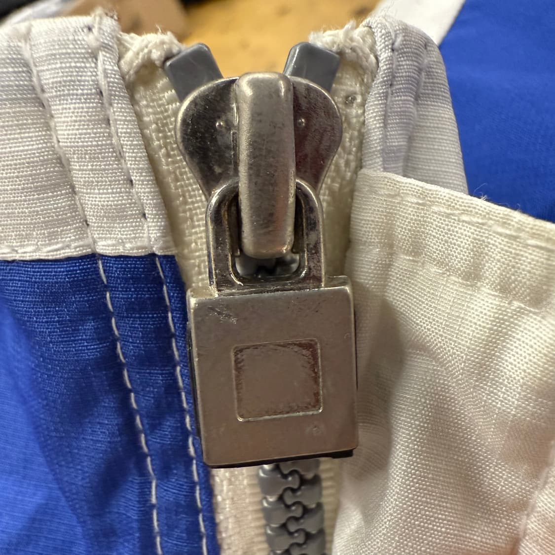 [정품/100] 엄브로 블루 화이트 트랙 바람막이 자켓 b16 상품이미지7