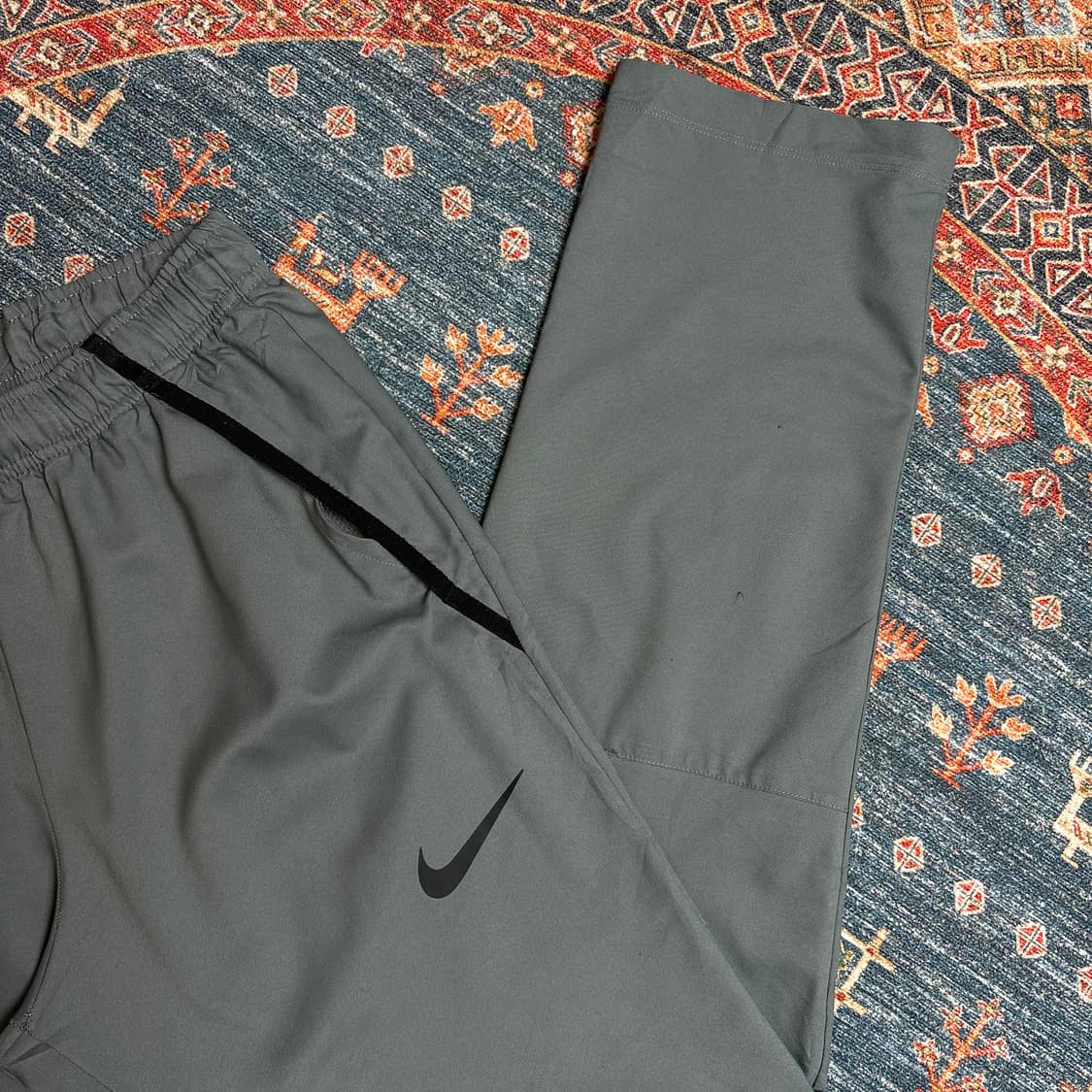 나이키 트랙팬츠 상품이미지3