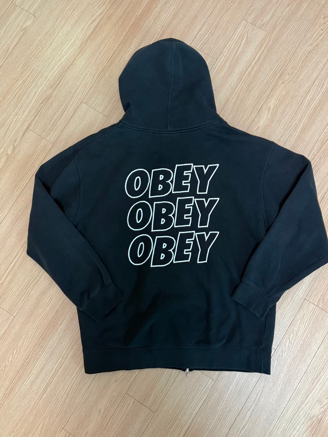 Obey 오베이 백 로고 후드집업 블랙 상품이미지2