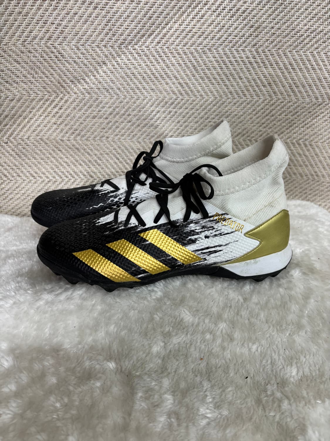 아디다스 프레데터 뮤테이터 20.3 TF 축구화 상품이미지2