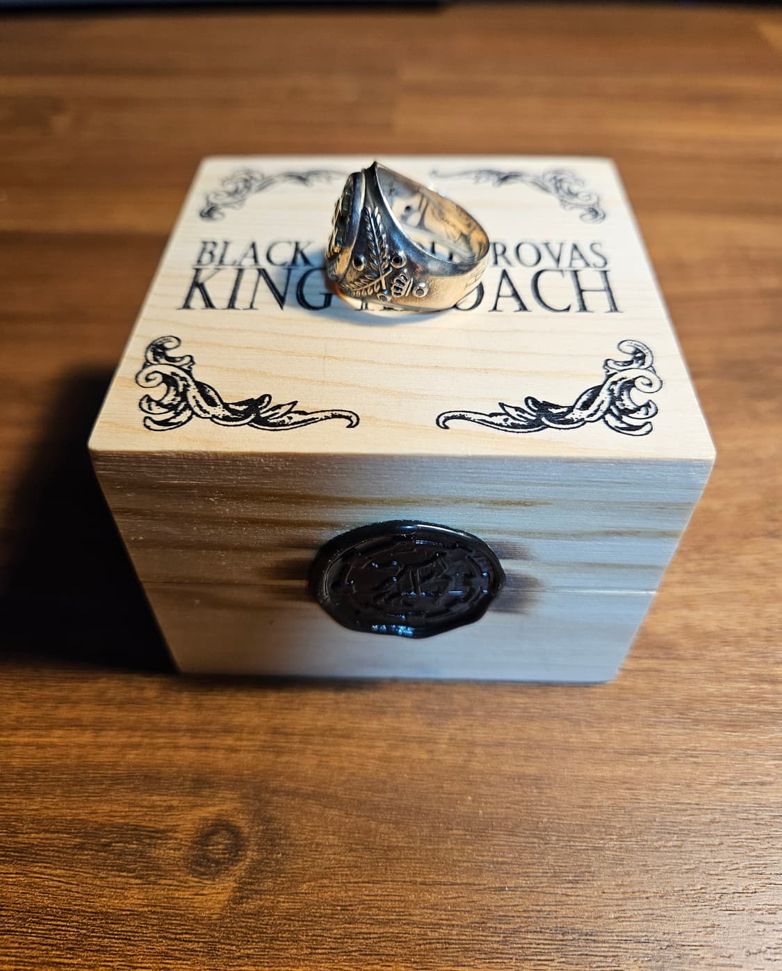 킹크로치 크루세이더 반지 18호 판매합니다. 상품이미지3