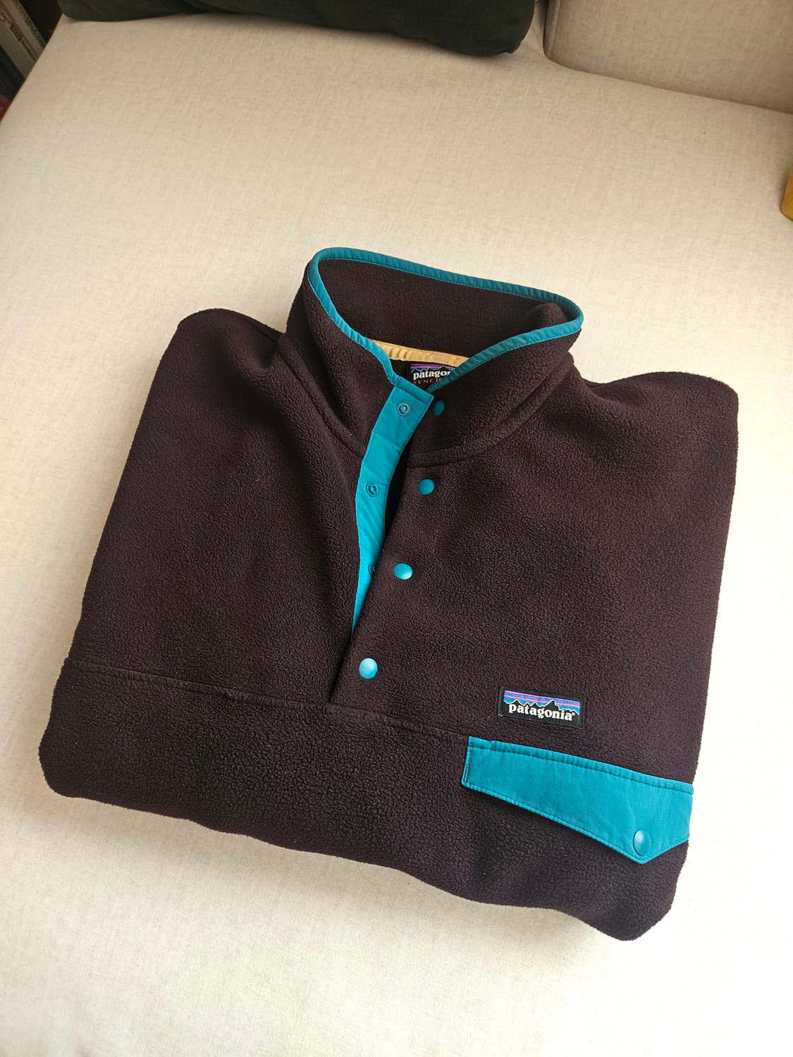 파타고니아 신칠라 헤비웨이트 옵시디안 플럼 L 플리스 후리스  상품이미지1