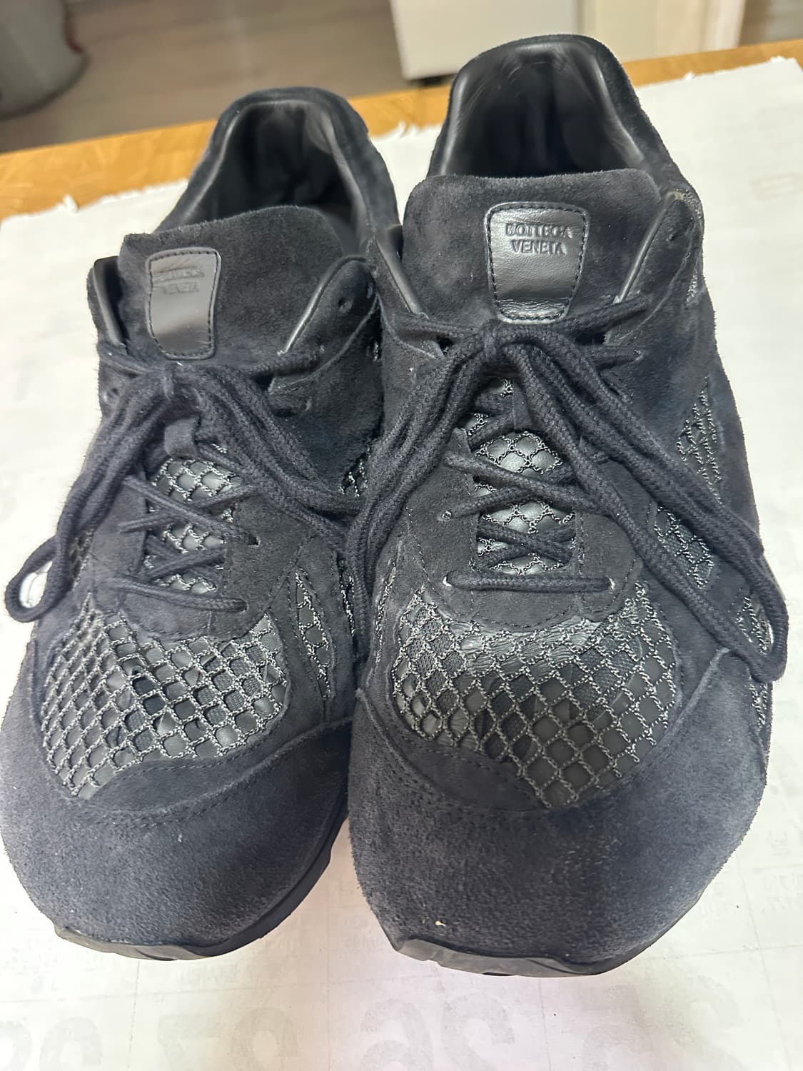 보테가베네타 오르빗스니커즈 블랙 스웨이드 45사이즈 290 판매합니다 상품이미지2