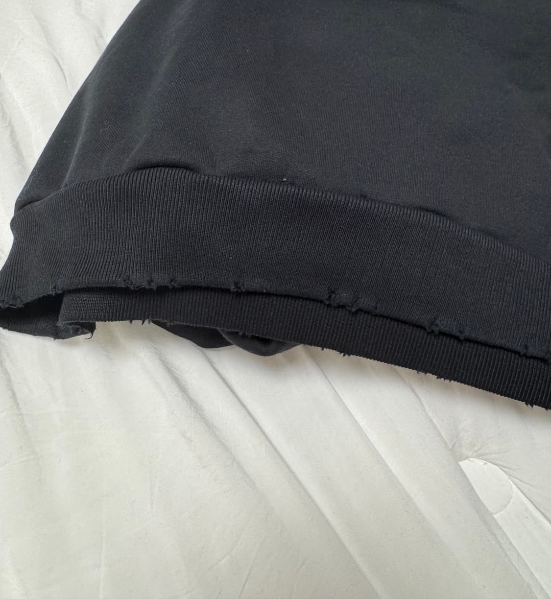 발렌시아가 스탠실 후드(25FW) 상품이미지3