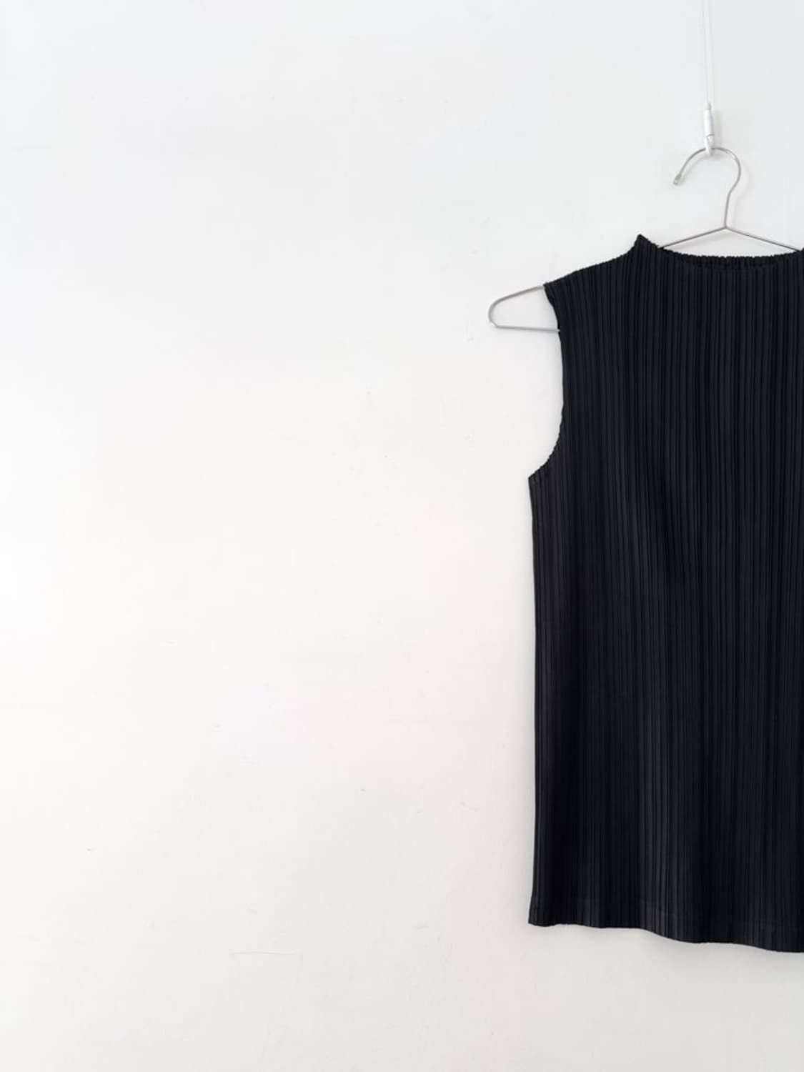 High neck basic pleats sleeveless  상품이미지3