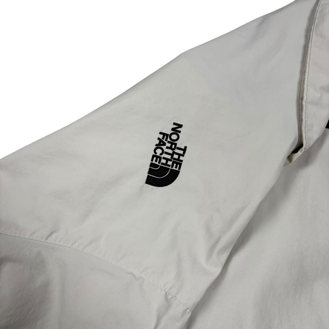 노스페이스 오트밀 화이트라벨 바람막이 상품이미지3