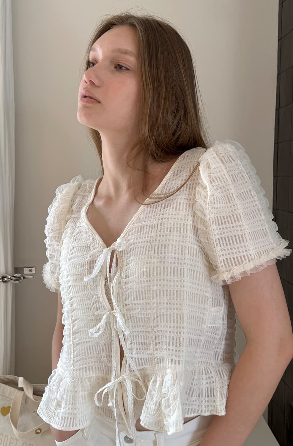 소프트서울 바닐라크림 블라우스 상품이미지2