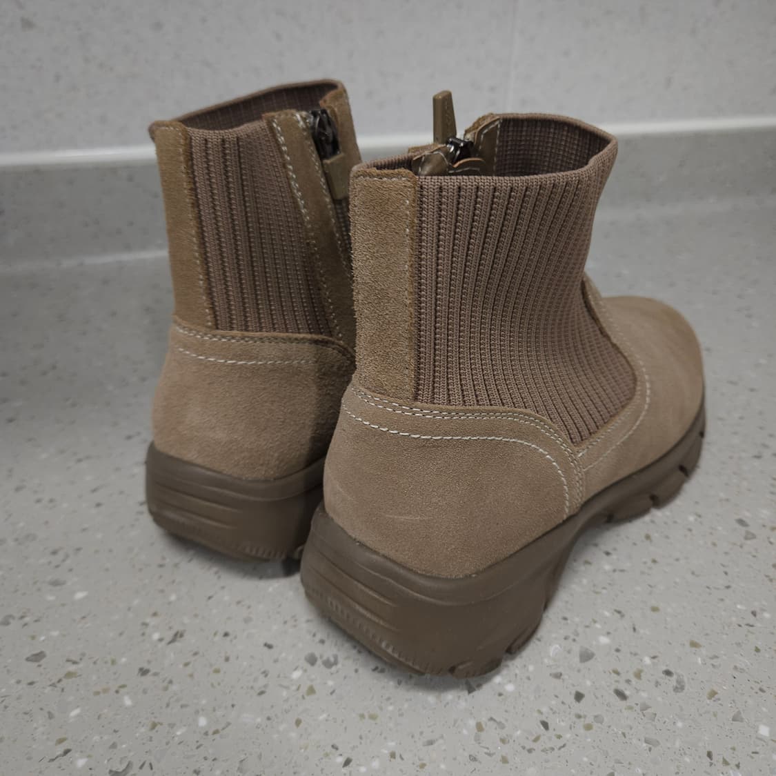 245 ) 탠디 여성 스웨이드 앵클부츠 베이지 상품이미지4