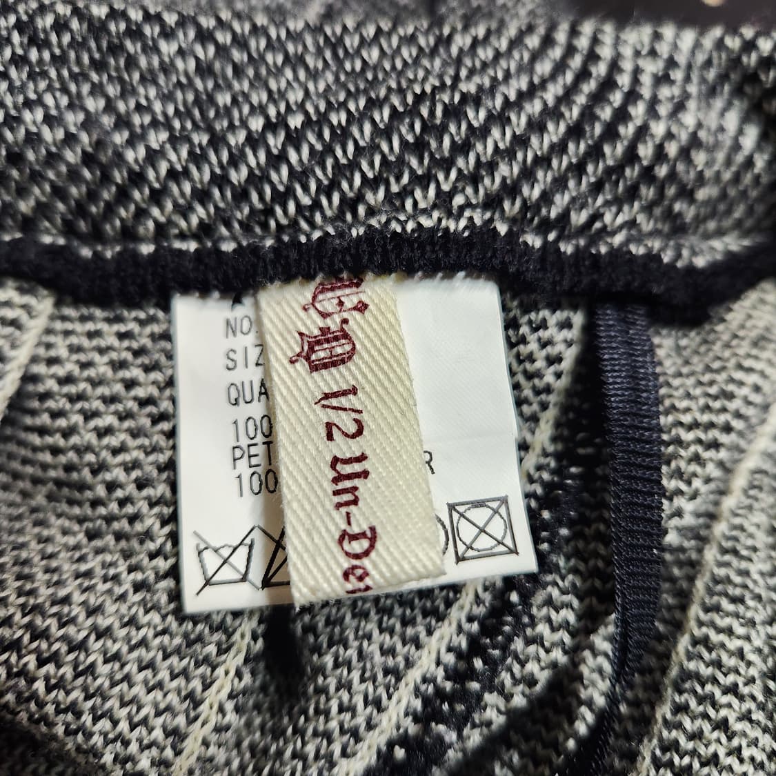 J142 [F] 1/2 Un Demi Made in Japan 치마 상품이미지3