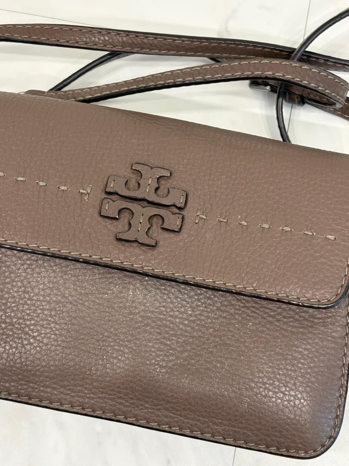 tory burch vintage mcgraw crossbody bag 상품이미지3