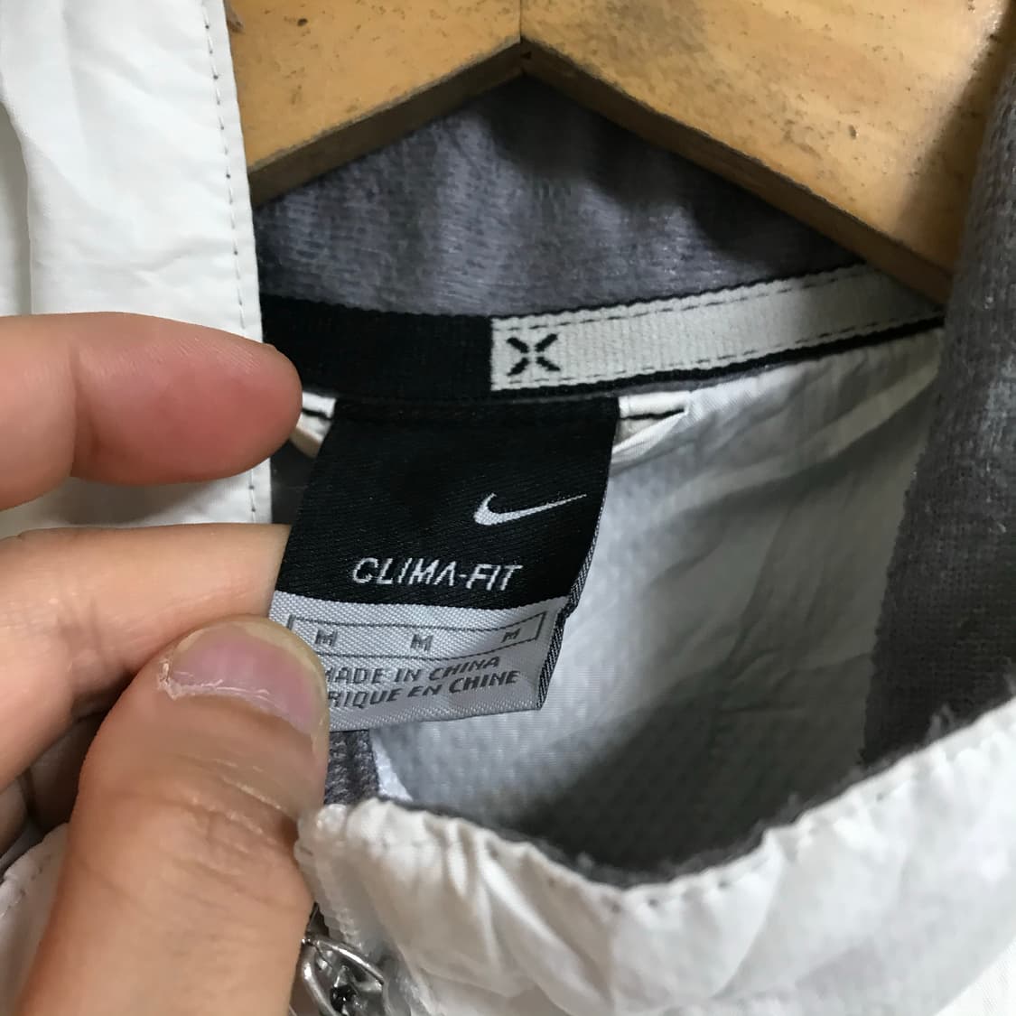 나이키 배색 오버핏 바람막이 상품이미지3