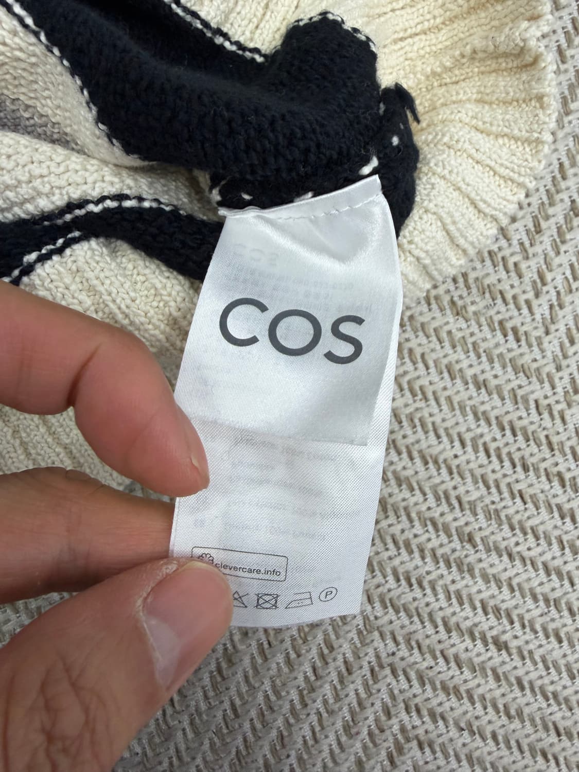 정품) COS 코스 스트라이프 니트 가디건 XS 상품이미지7