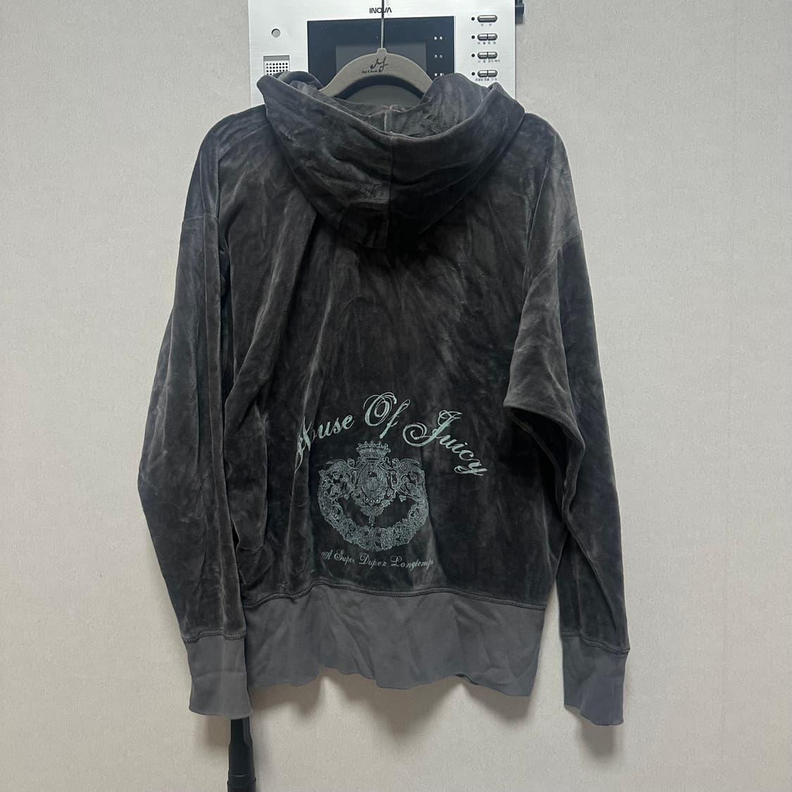 쥬시꾸뛰르 벨벳 후드집업 상품이미지1