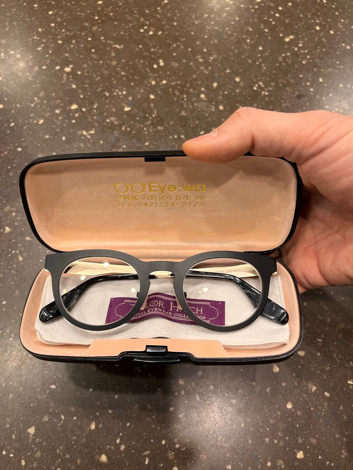 [택포](새상품)AKILA 아킬라 트리비아 블랙(변색렌즈) 상품이미지9