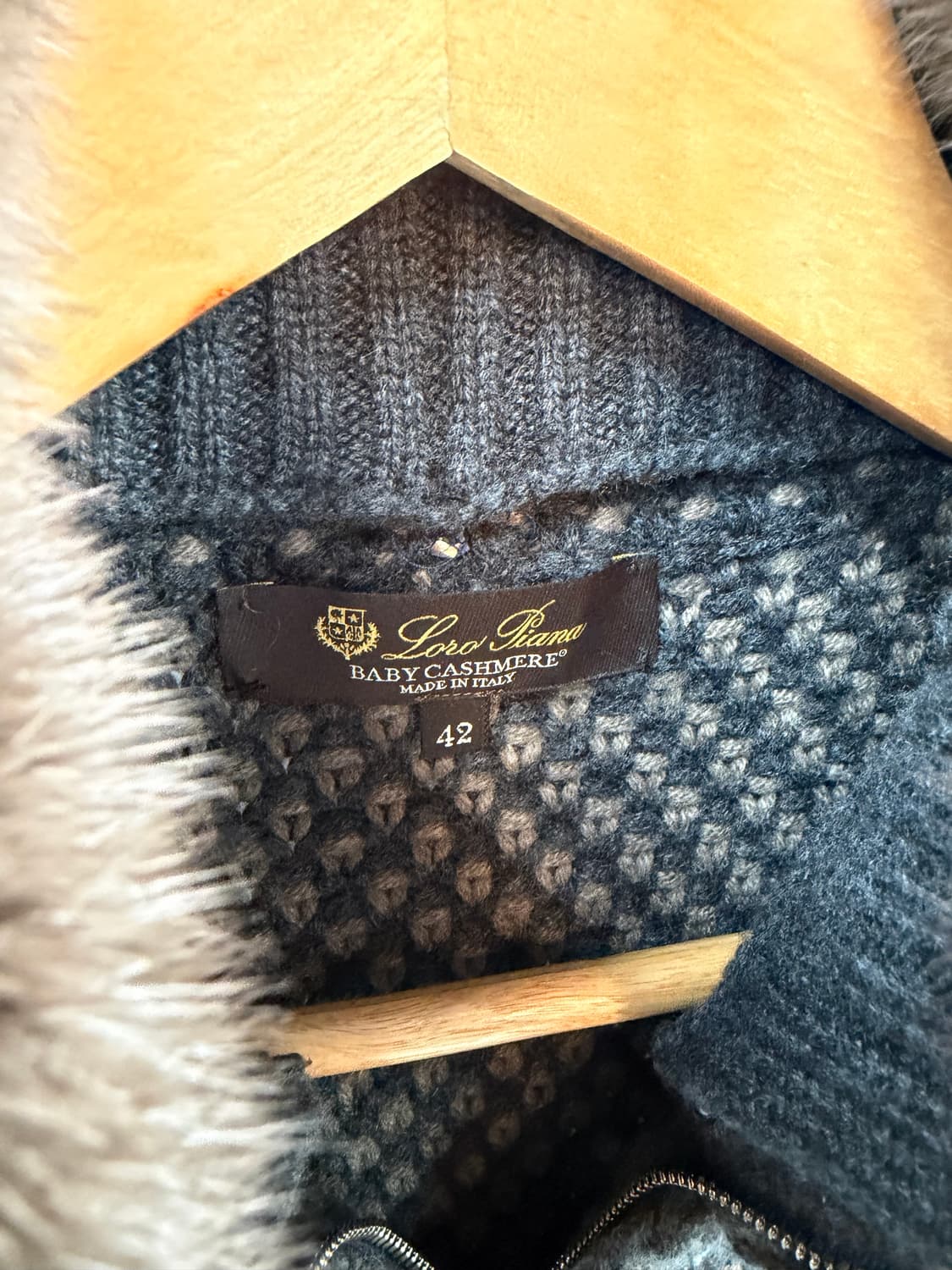 42/ 로로피아나 밍크 베이비캐시미어 베스트 집업 상품이미지4