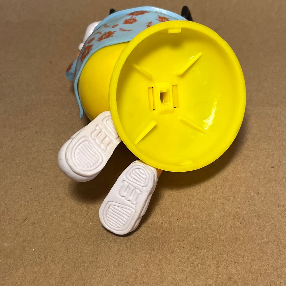 엠엔엠 옐로우 피규어 상품이미지5