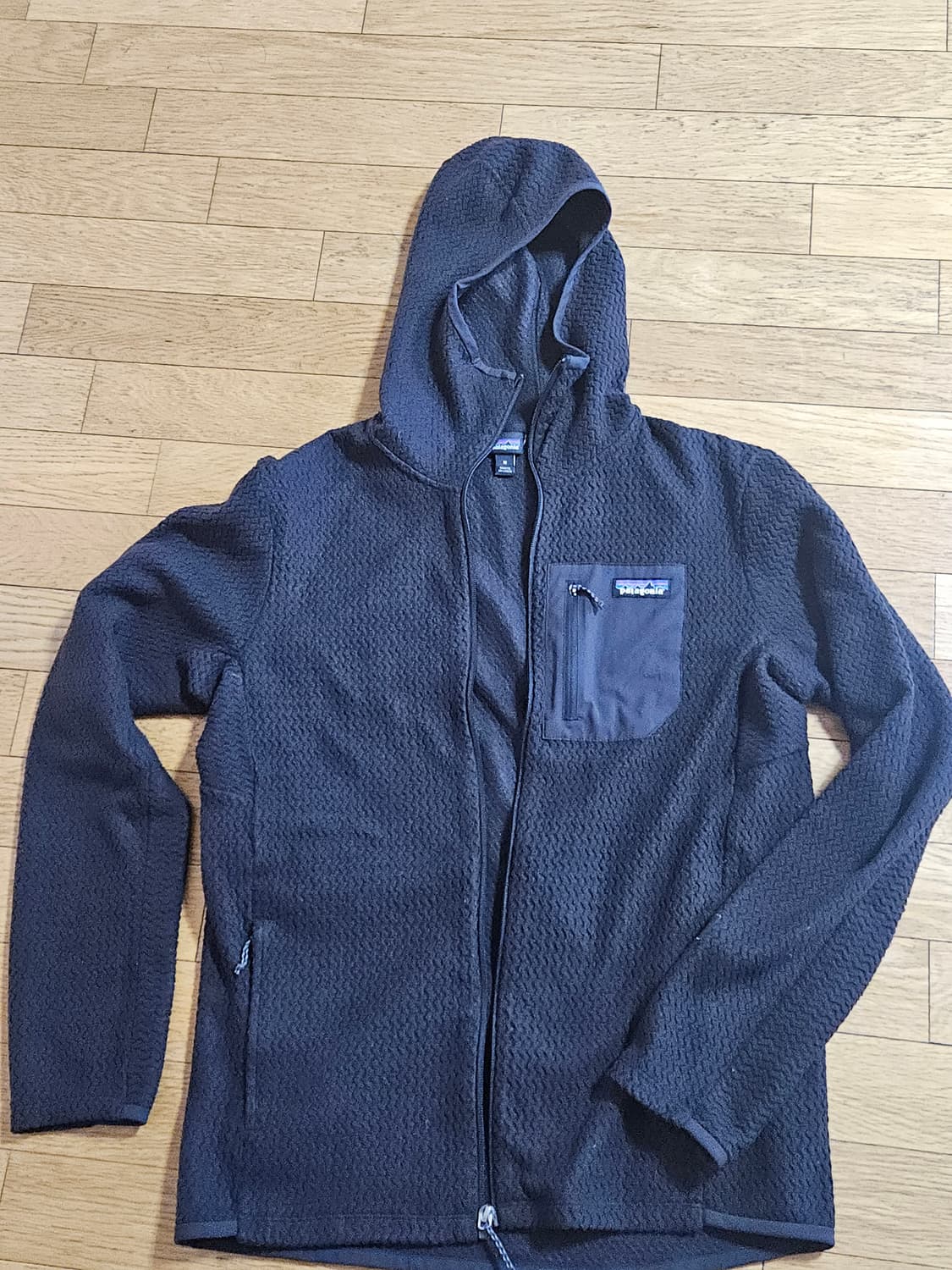 파타고니아 r1 에어 후디 블랙 m 플리스 후리스 집업 신찰라 상품이미지1