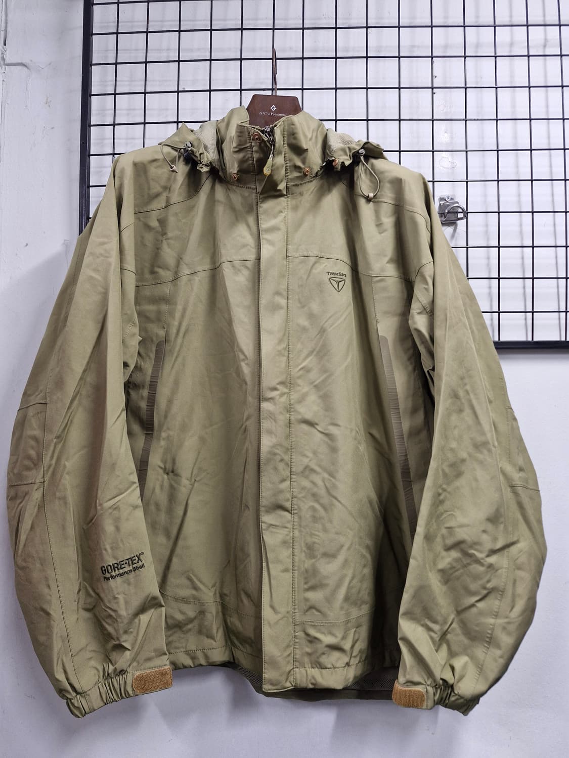 110XXL 트렉스타 고어텍스 바람막이 자켓. 상품이미지1