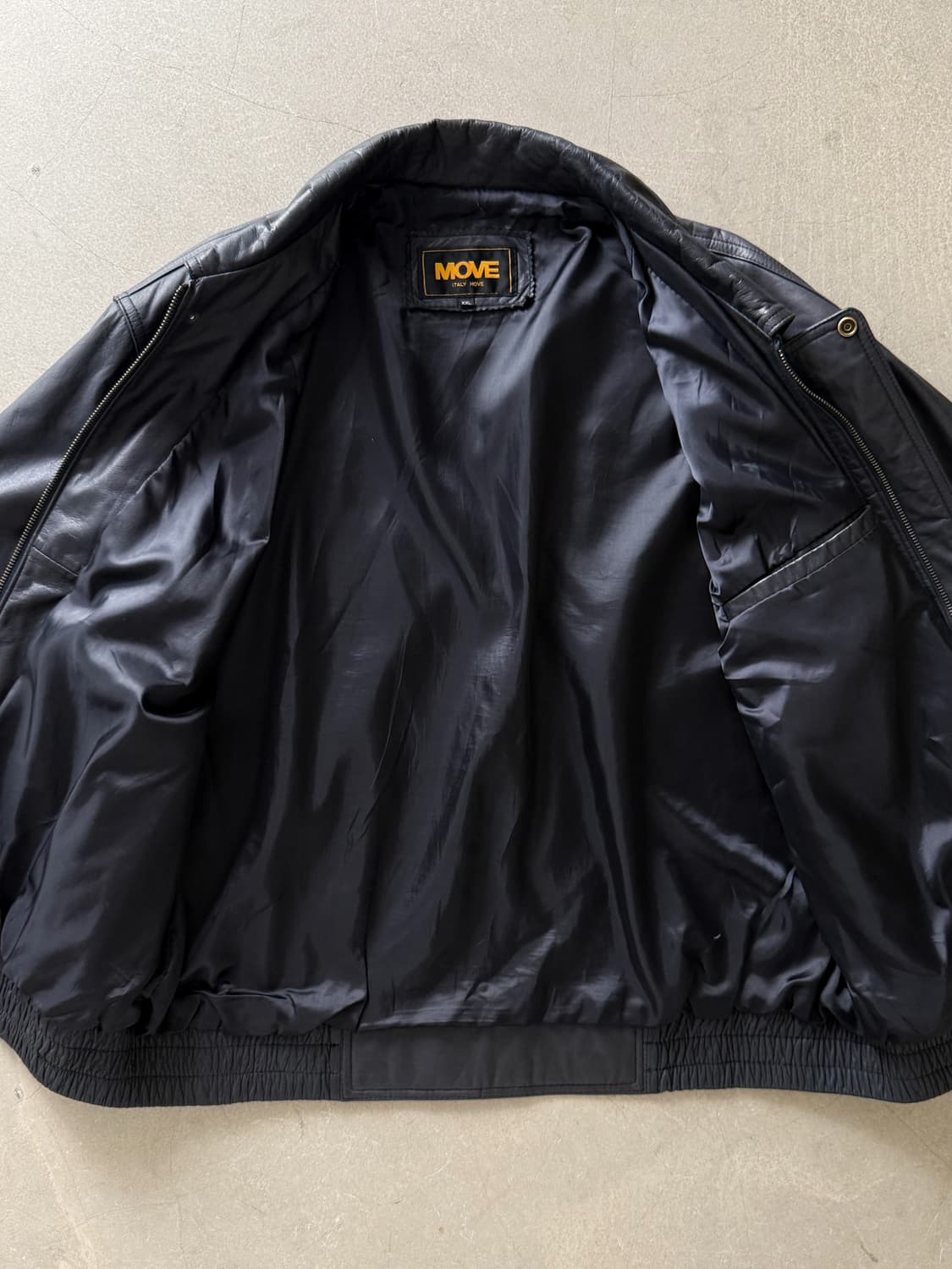 Vintage Move Leather Bomber Jacket 상품이미지5