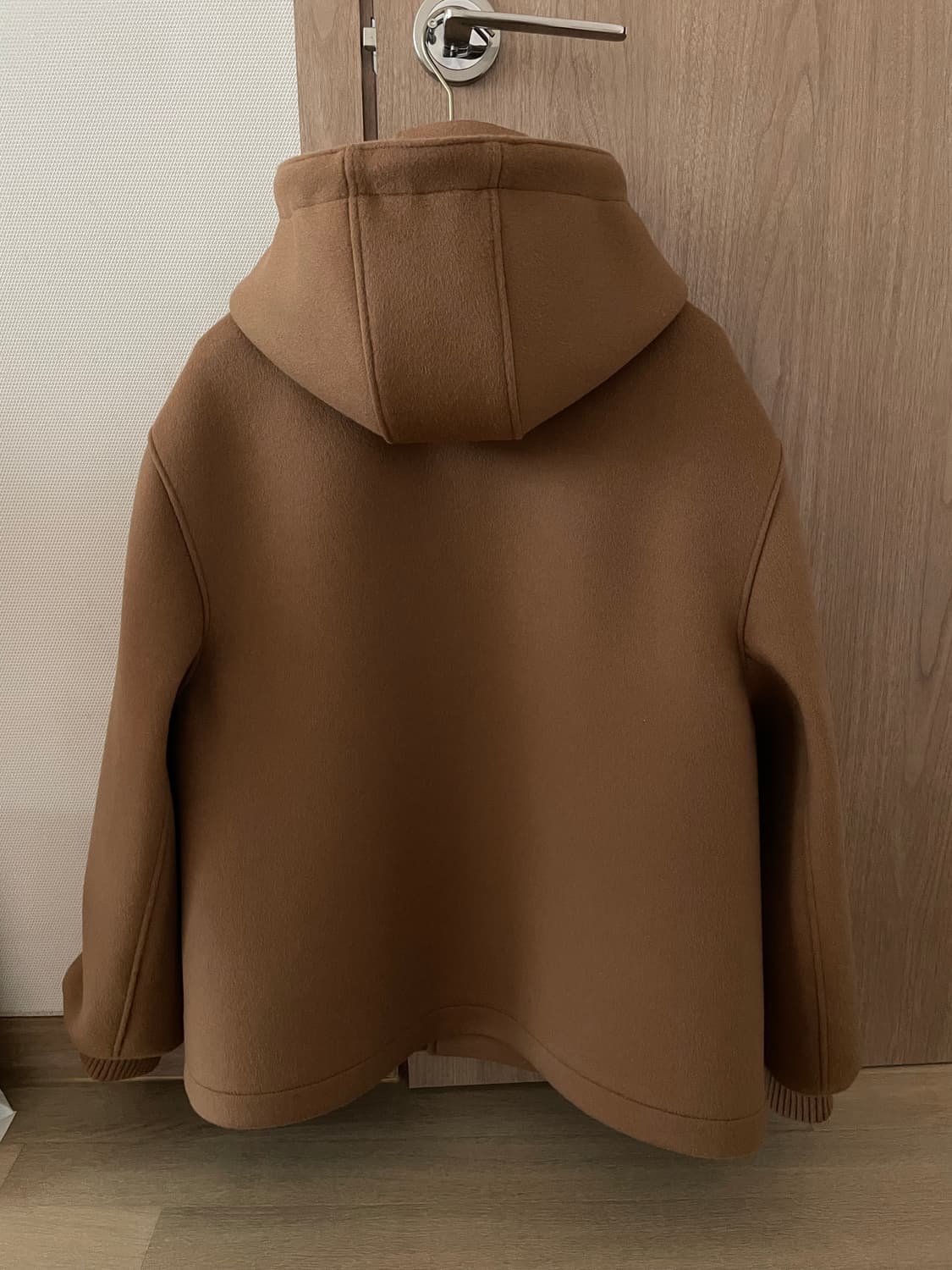 로에베 24FW 후드 자켓 상품이미지3