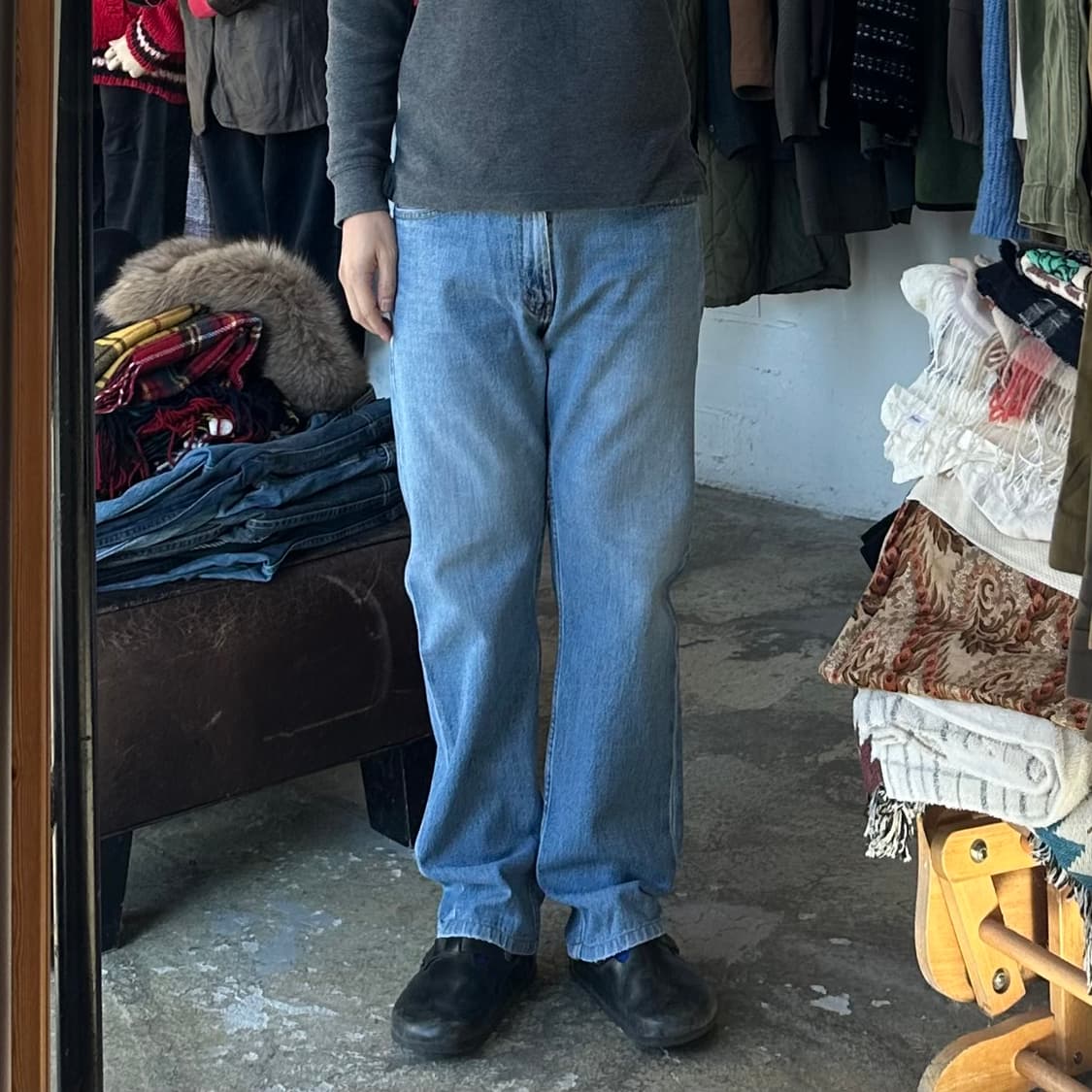 (착용컷) 리바이스 505 (남성용 33) 상품이미지4