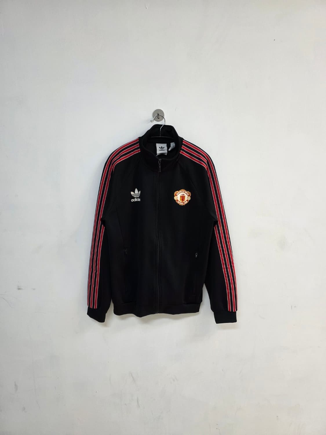 아디다스 맨유 리워크 트레이닝탑 져지 상품이미지1