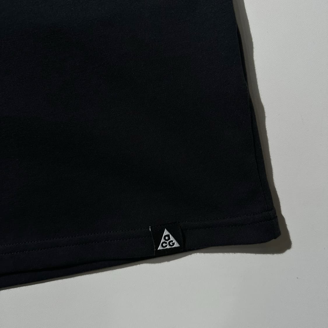 25ss 나이키 ACG 이구아나 반팔 티셔츠 블랙 상품이미지7