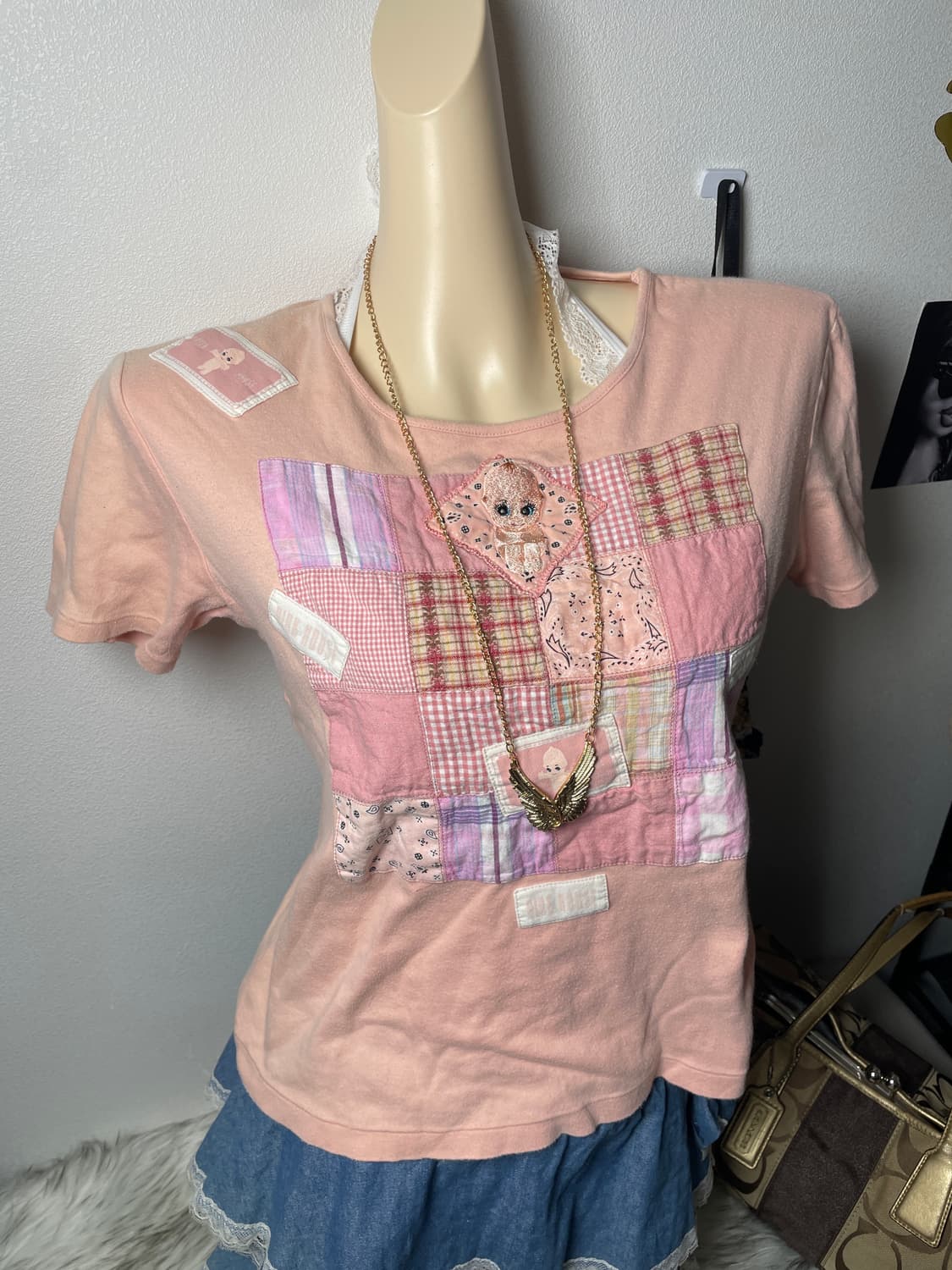 빈티지 핑크 하우스 패치 반팔티셔츠 상품이미지2