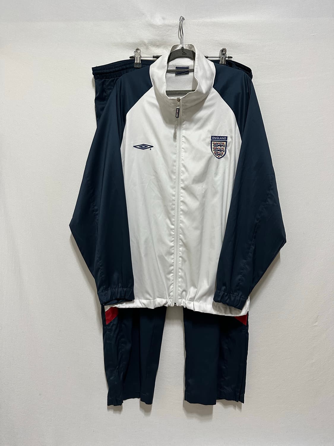 엄브로 잉글랜드 트레이닝복 세트 상품이미지1