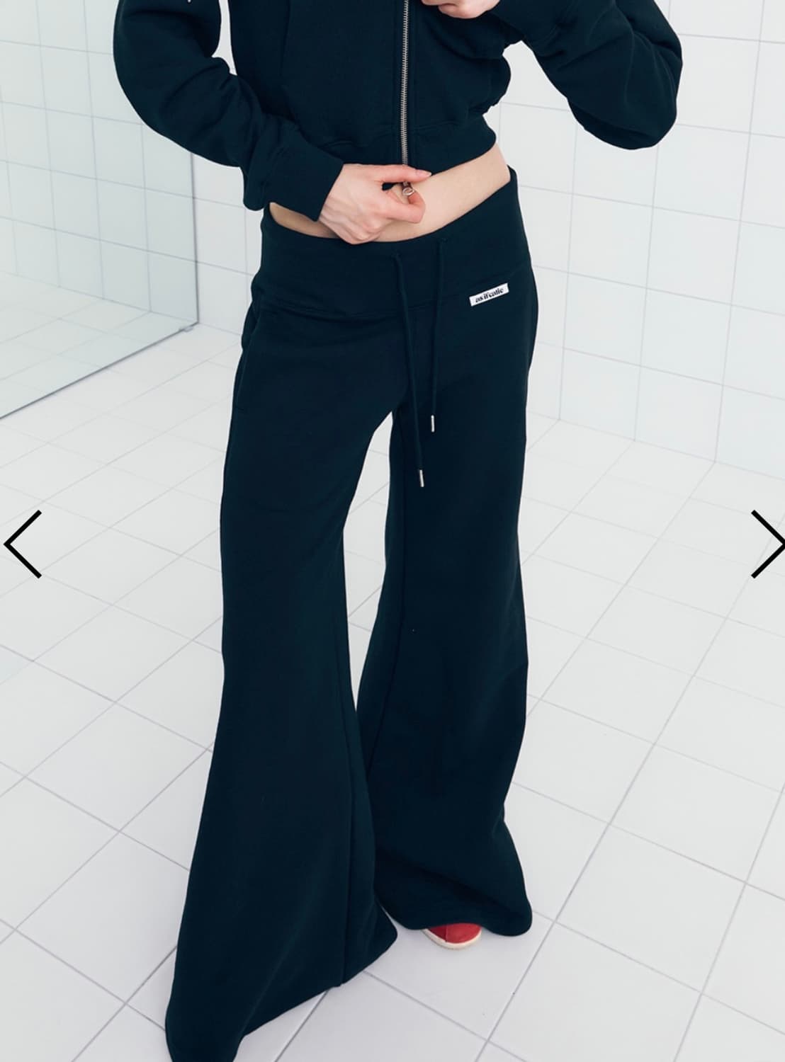 에즈이프캘리 CALIE HEART PANTS BLACK 상품이미지2