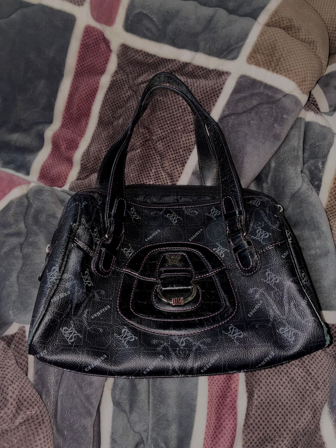 펑크 락시크 퍼플스티치 숄더백 상품이미지1