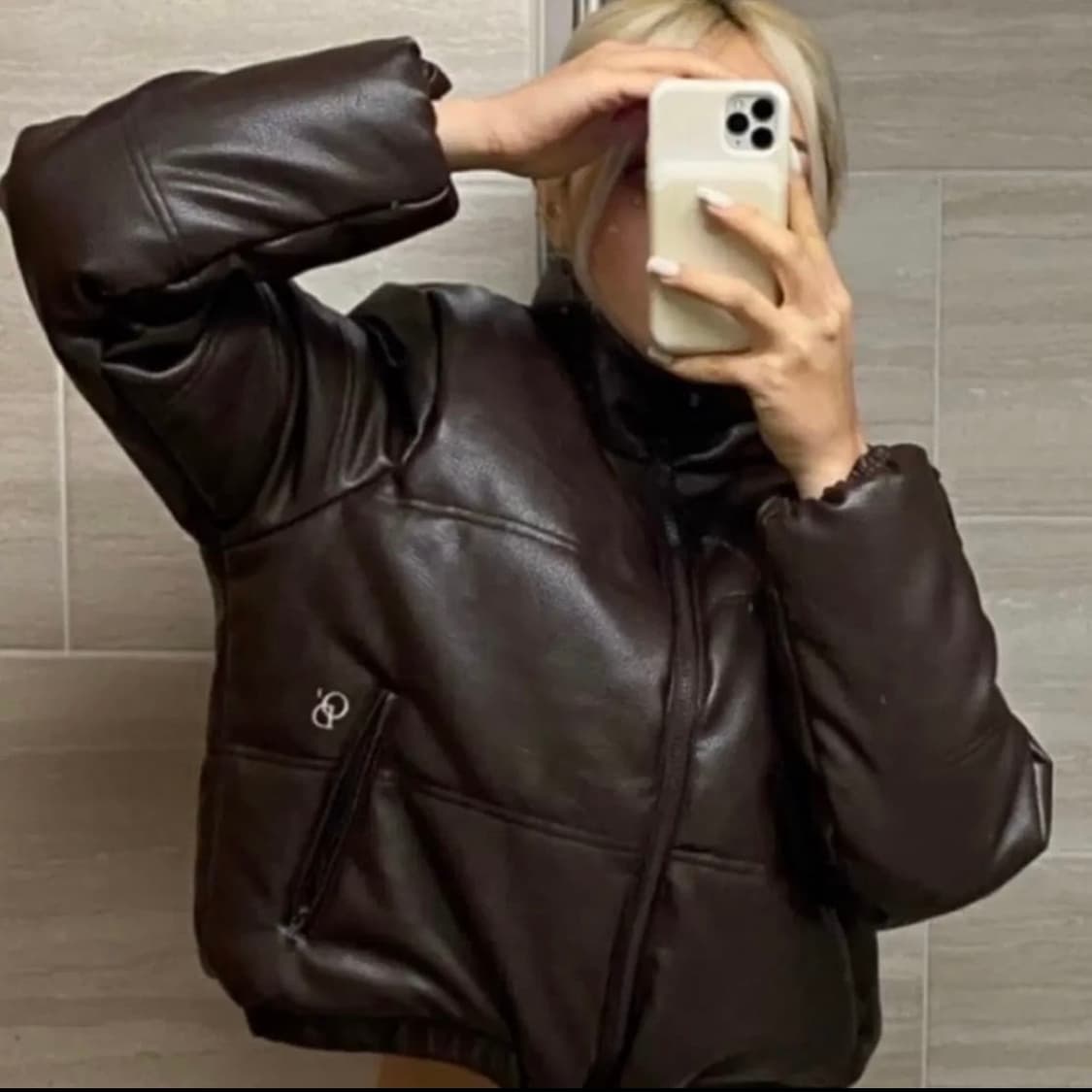 오도어 숏 레더 패딩 상품이미지1