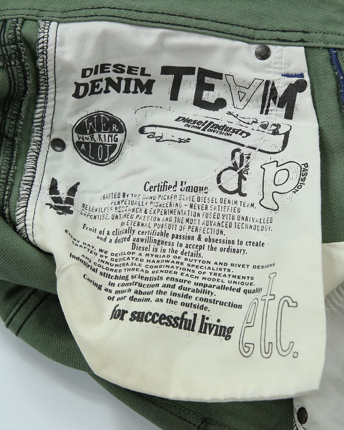 DIESEL DARRON Regular Slim-Tapered Jeans 상품이미지5