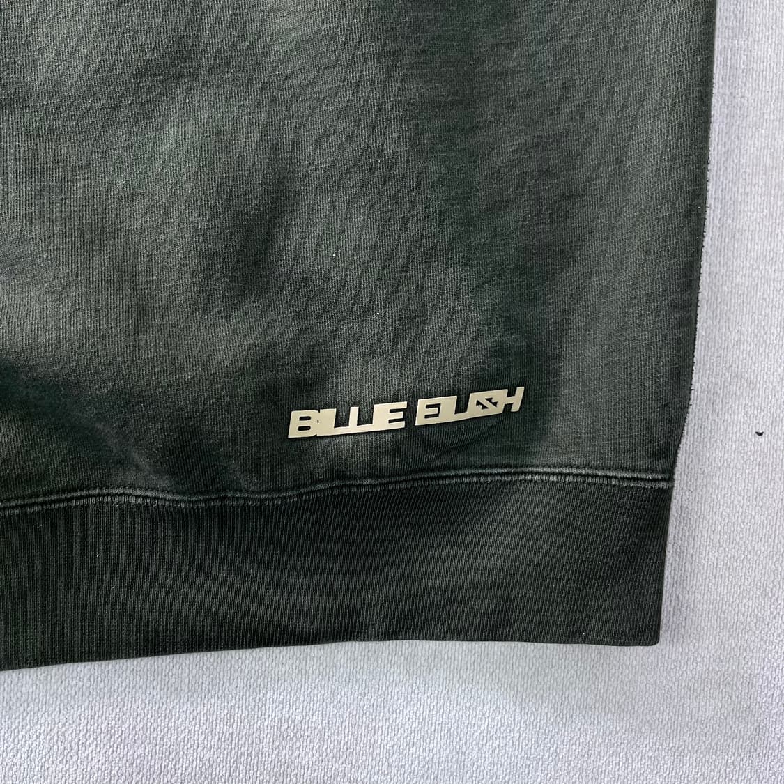 100 나이키 X 빌리아일리시 카키 후드티 상품이미지5