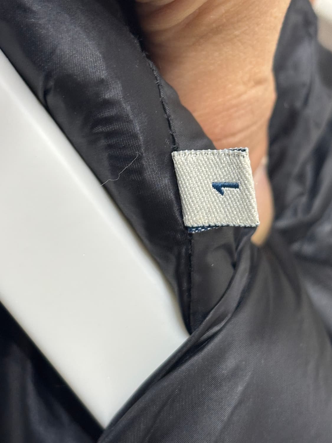 몽클레어 헤르민 여성 패딩 1사이즈 상품이미지7