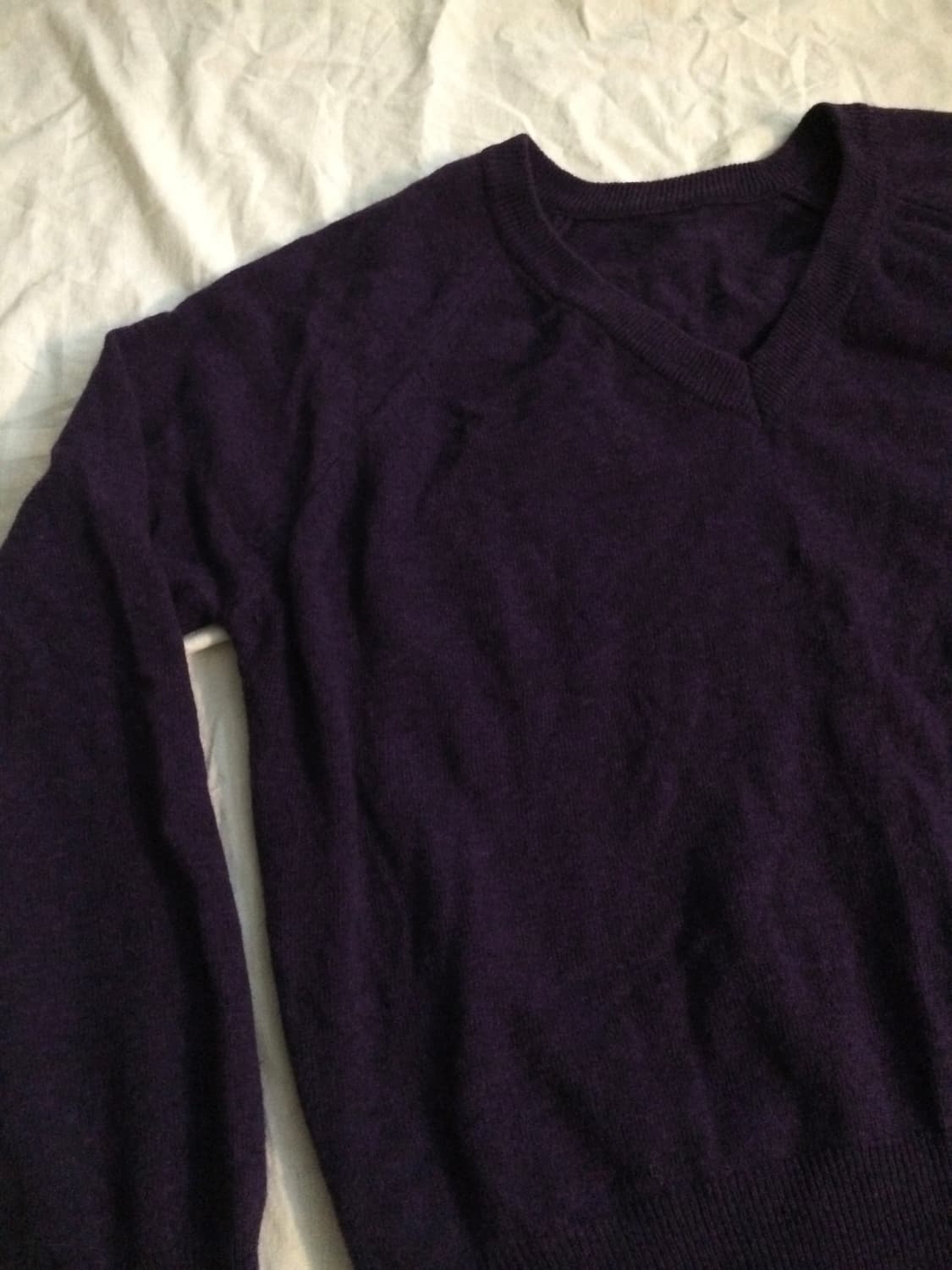 purple V-neck knit 상품이미지2