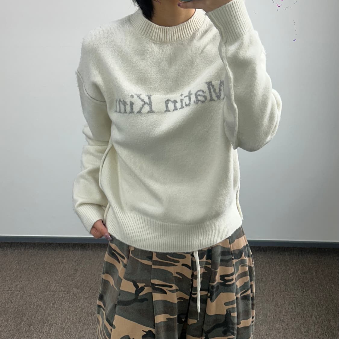 Matin kim  마땡킴 그레이로고 아이보리 니트 상품이미지2