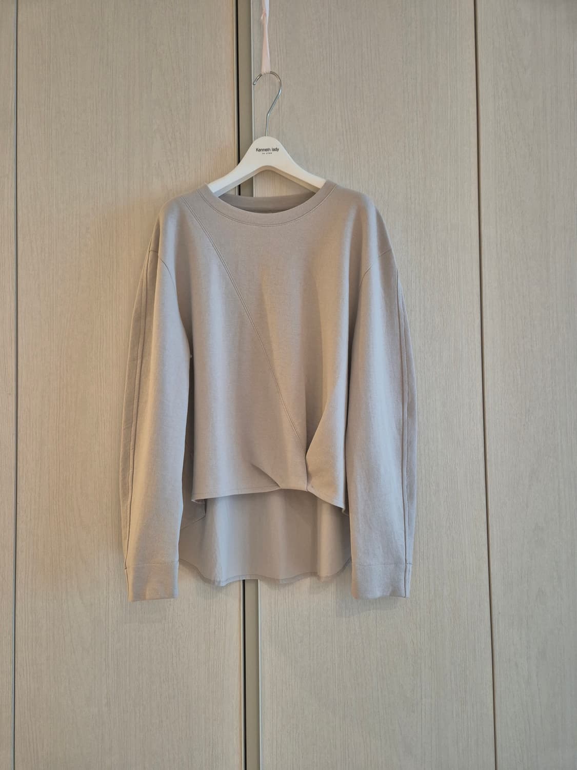 SJSJ 꼬임 티셔츠 상품이미지1