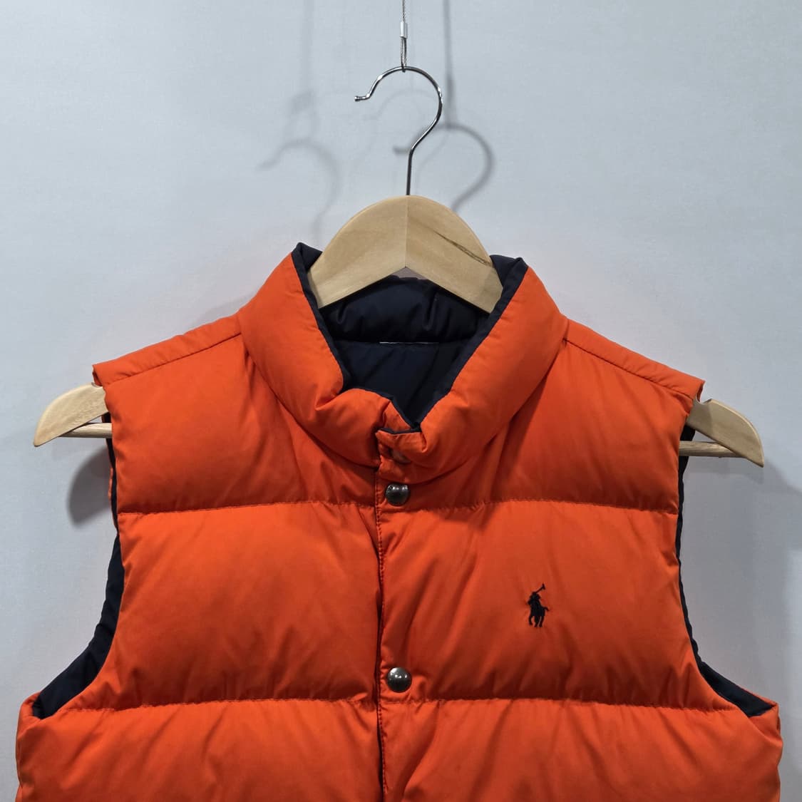 폴로랄프로렌 키즈 리버시블 다운 조끼패딩 M(10/12) 상품이미지2