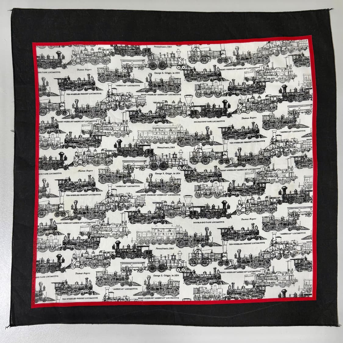 80s 기관차 프린트 반다나 상품이미지1