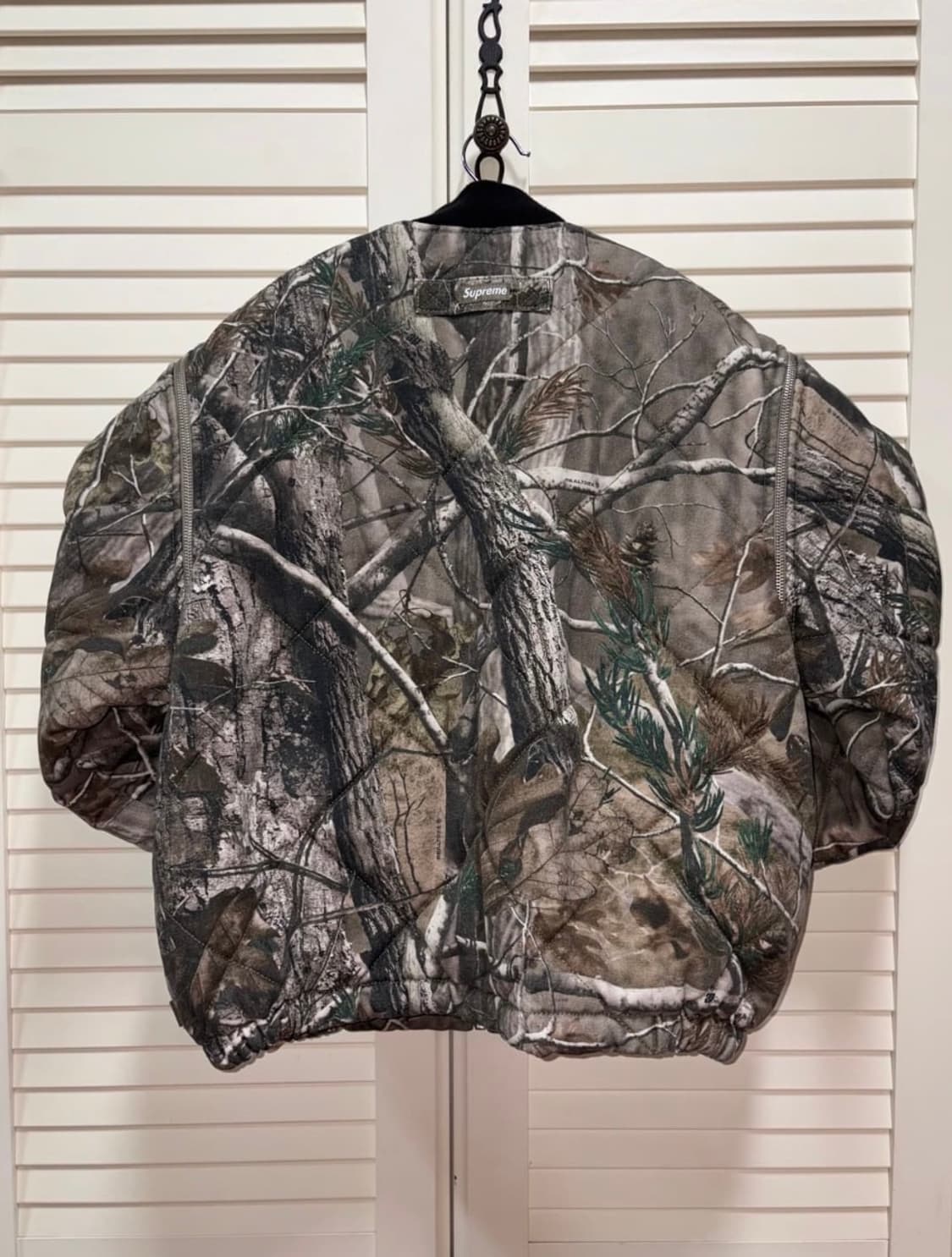 [S급] 슈프림 퀼티드 봄버 자켓 리얼트리 AP 카 모 25FW 상품이미지2