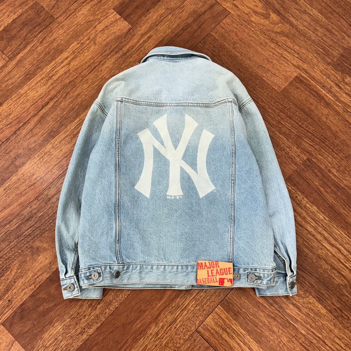 여성용 XS(100) MLB 양키스 빅로고 데님 자켓 상품이미지1