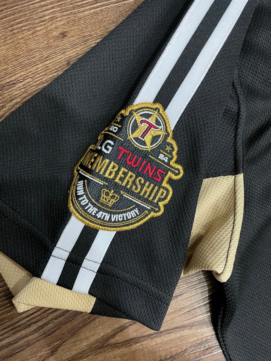 LG트윈스 2024 연간회원 멤버십 한정판 유니폼 상품이미지3